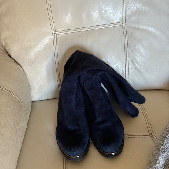 Suede boots size 8 - Picture 2 of 4